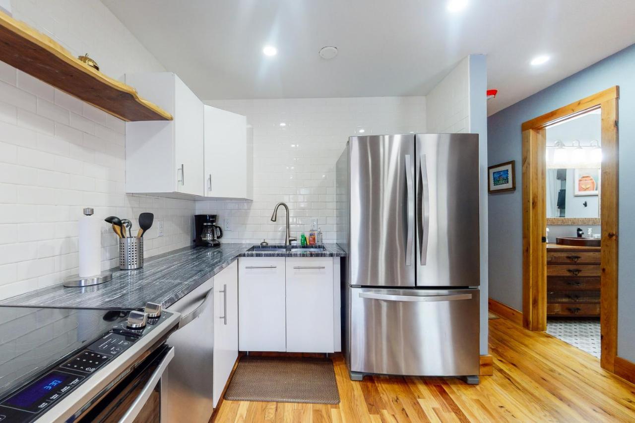 Frisco Apartments Екстериор снимка